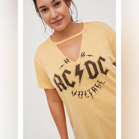 🆕 NWT Women’s torrid 3 Yellow AC/DC High Voltage Choker Tee 3X XXXL 3XL 22 24 - Picture 9 of 11